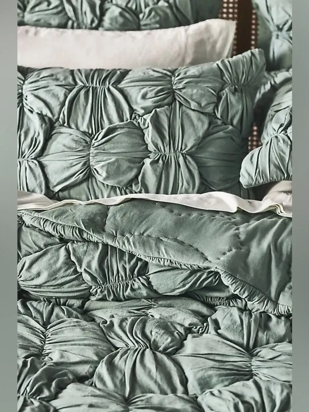 New Anthropologie Constance Cotton Jersey Cloud Quilt Size King - Picture 2 of 8